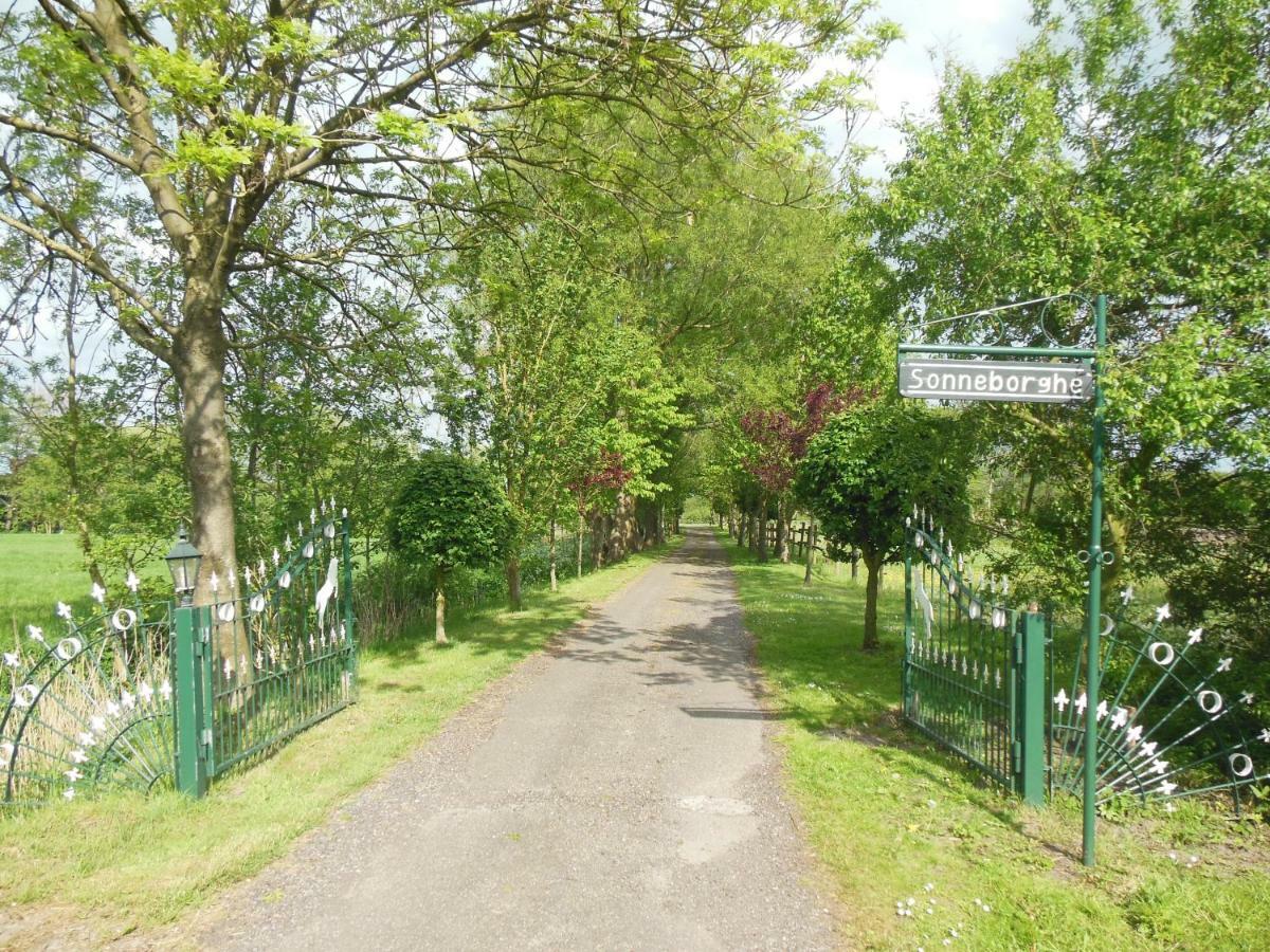 B&B Landgoed Sonneborghe Kollumerzwaag Buitenkant foto