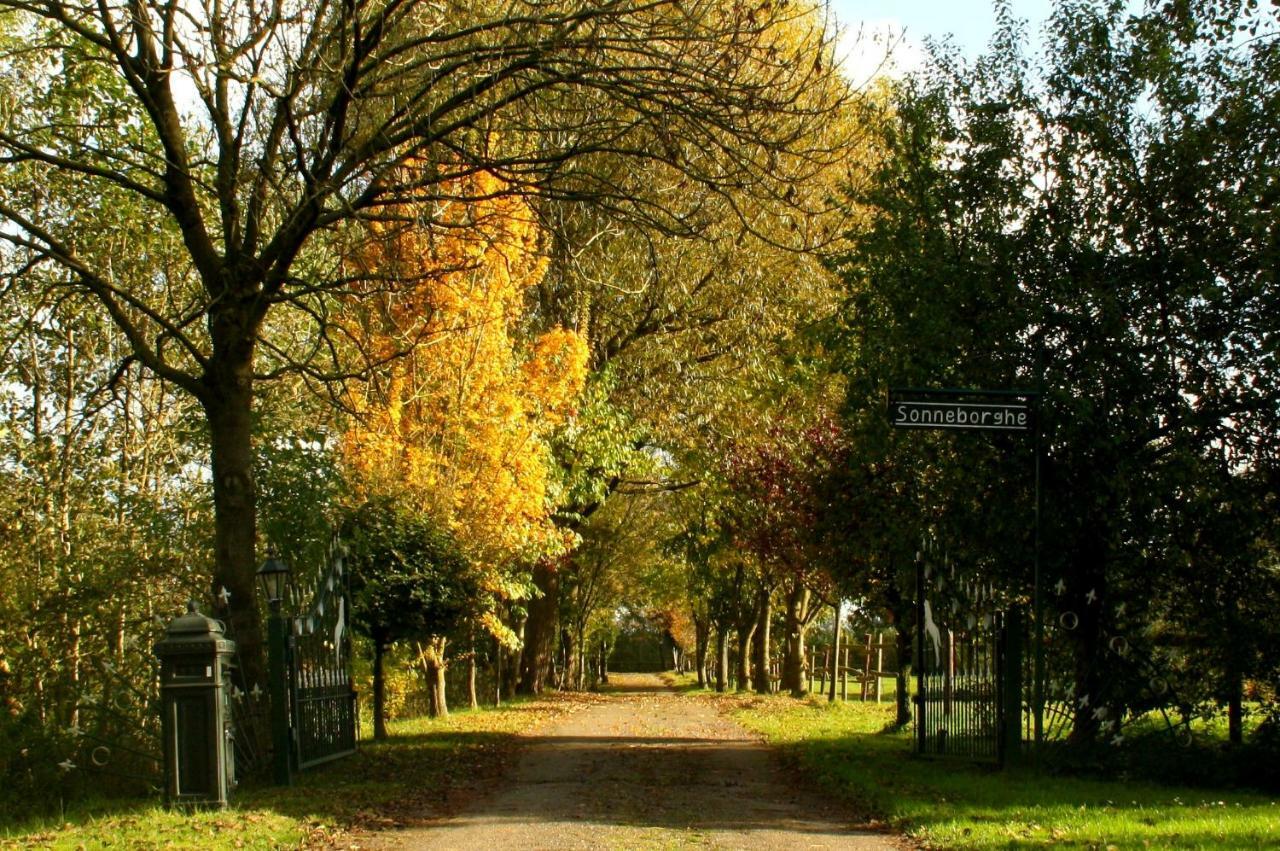 B&B Landgoed Sonneborghe Kollumerzwaag Buitenkant foto