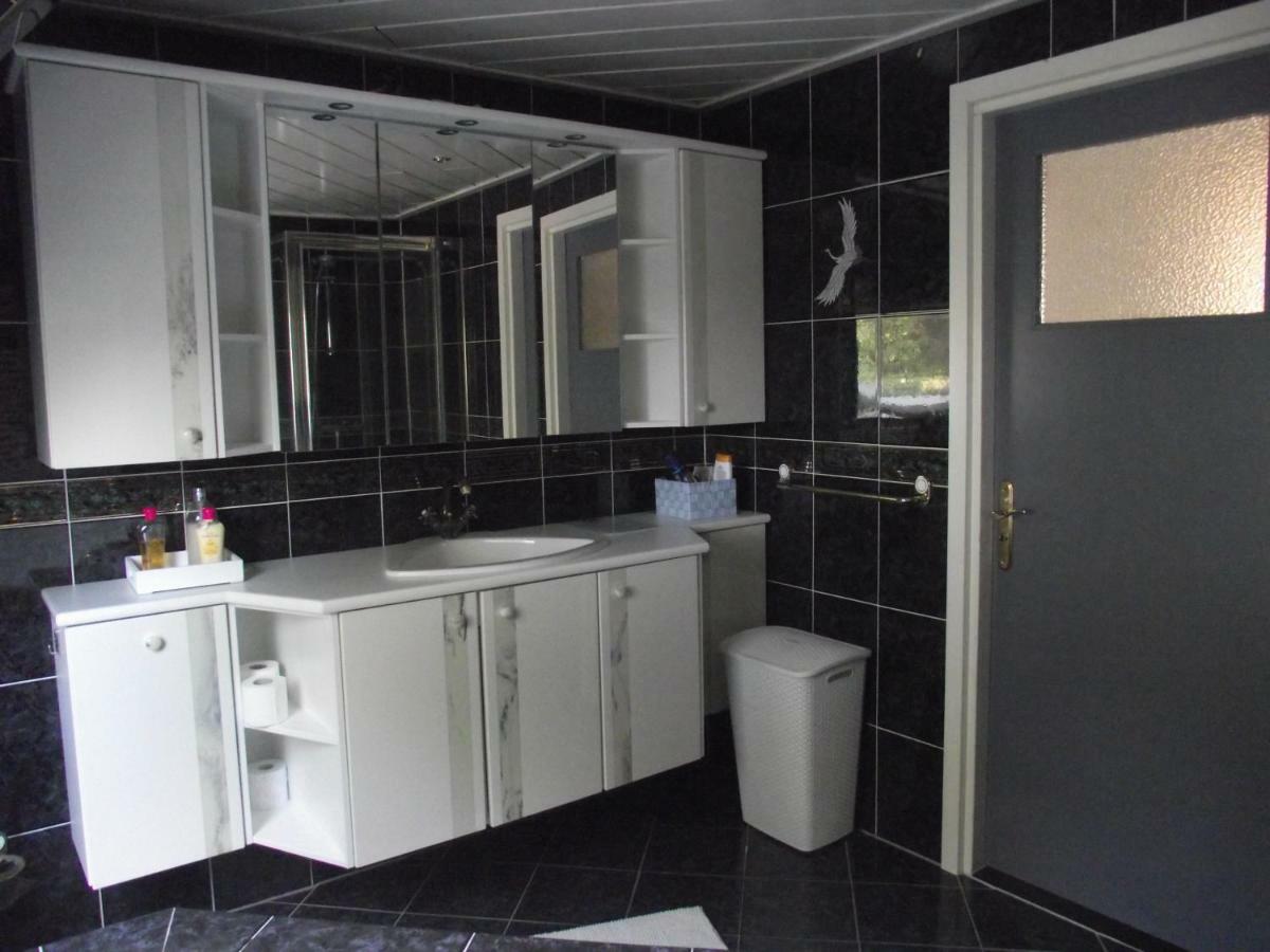 B&B Landgoed Sonneborghe Kollumerzwaag Buitenkant foto
