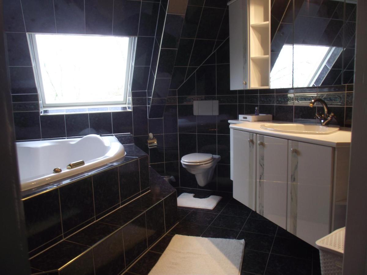 B&B Landgoed Sonneborghe Kollumerzwaag Buitenkant foto